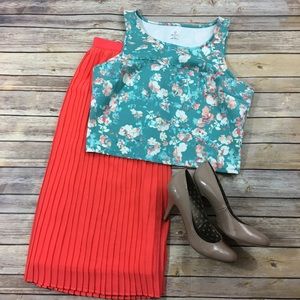 Decree pastel floral crop top